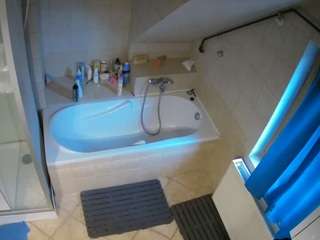 Julmodels Bathroom 2nd Floor-1